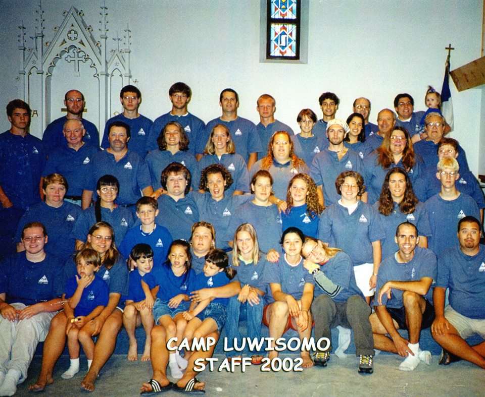 Luwisomo staff photo 2002